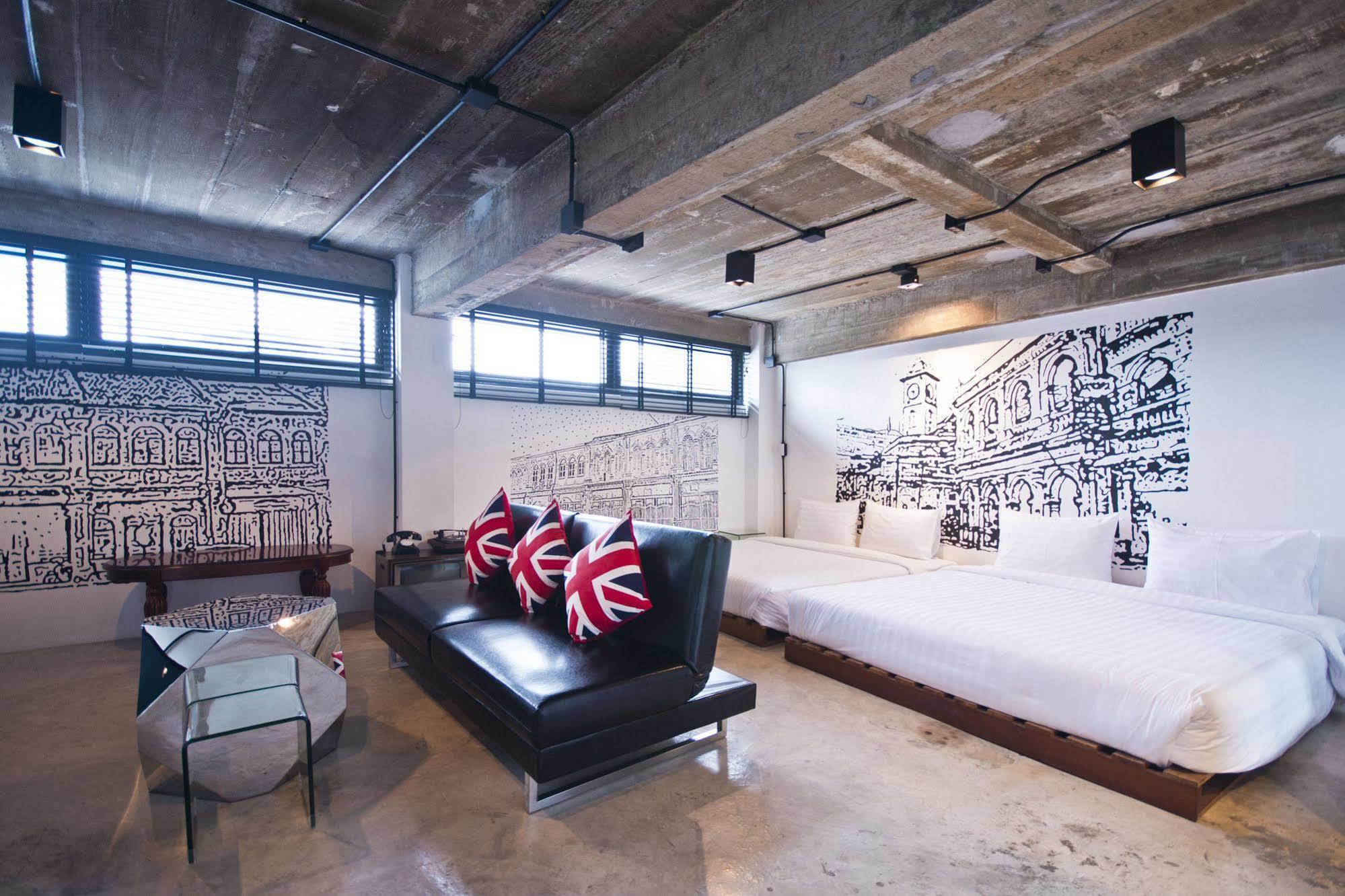 Quip Bed & Breakfast Phuket Exterior photo